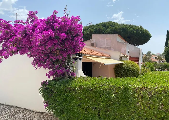 Casa Linda Da Do Alfamar Vakantiehuis *