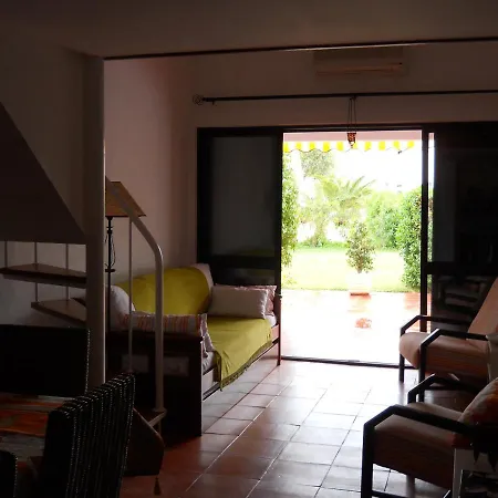 Casa Linda Da Do Alfamar Ferienhaus